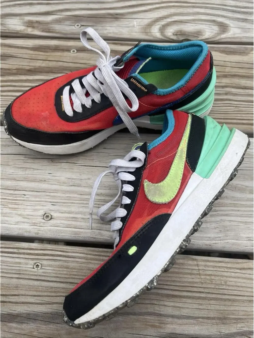 Nike Waffle 1 Colorblock Red Black Green Youth Sneakers DM81
